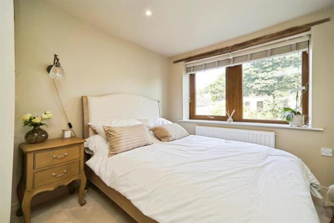 2 bed Barn Conversion for sale Image 9