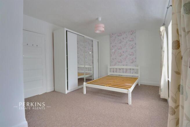 Greenford, UB6 photo 4