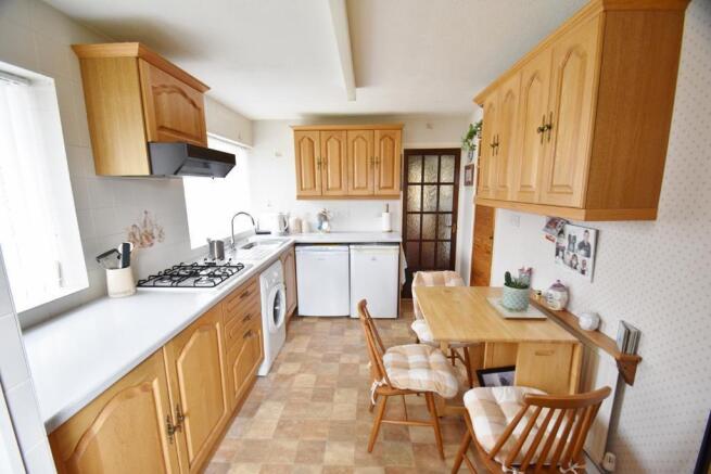 Kitchen/Breakfast Ro