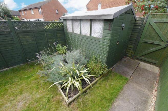 REAR GARDEN SHED