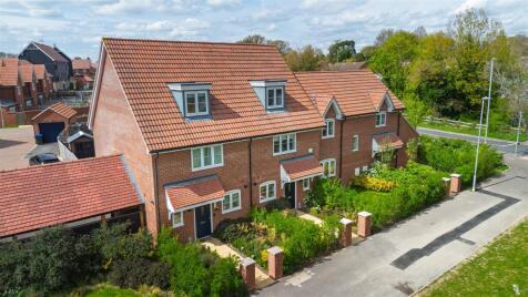 Moore Walk, St James Place, Bishop's Stortford