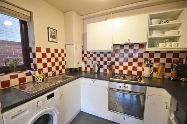 Kitchen.JPG