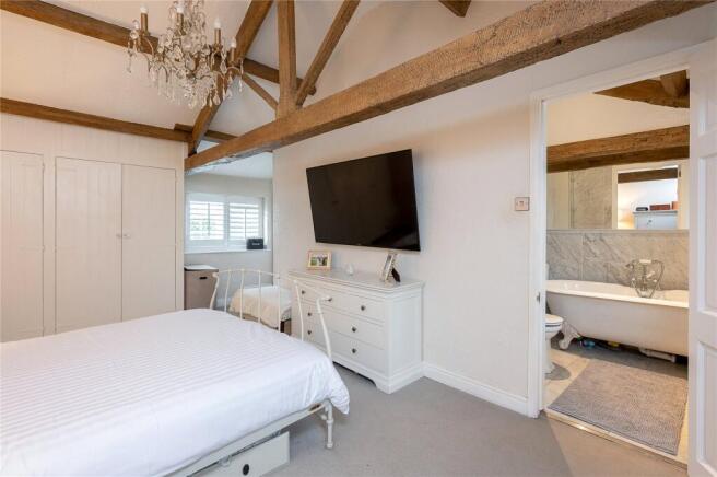 3 bed Semi-Detached for sale Image 10
