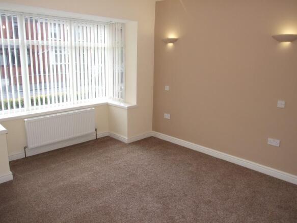 Dining Room/Bed3