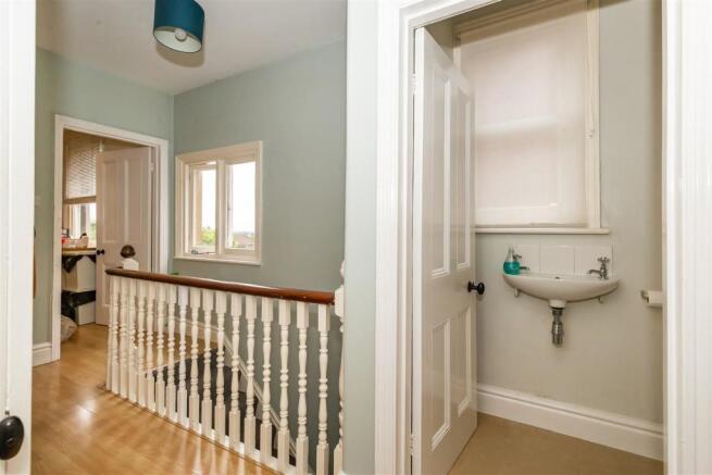 19a Lindsey Street (9).jpg