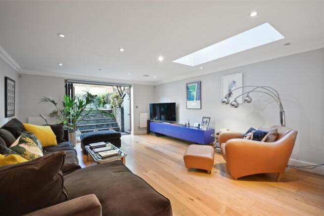 Masbro Road - Reception.JPG