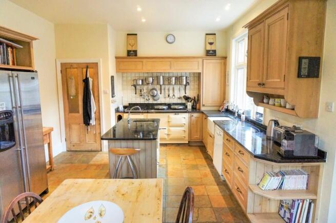 Kitchen / Breakfast