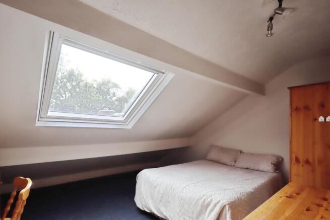 4 bed Terraced for sale Image 12