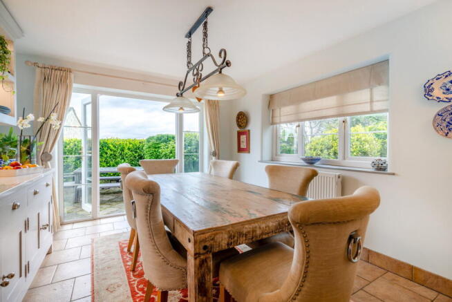 4 bed Cottage for sale Image 12