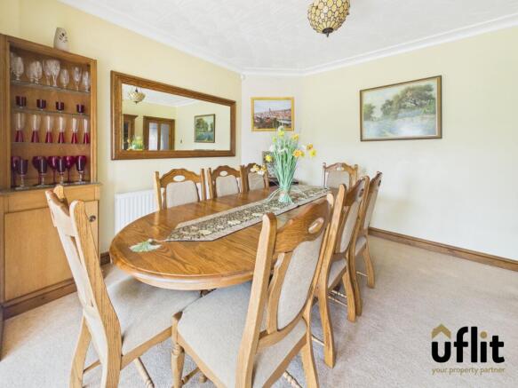 2 bed Detached Bungalow for sale Image 9