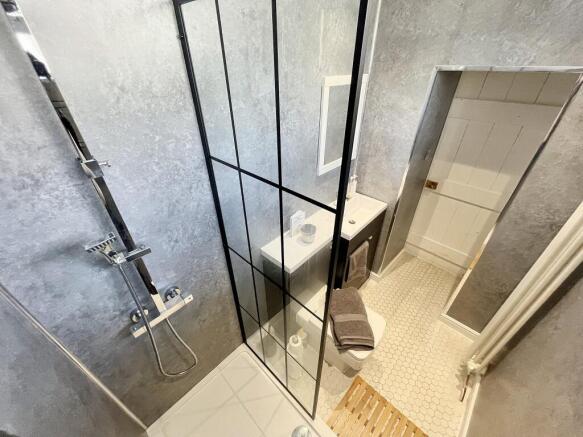 Shower2