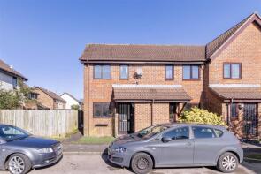 3, Belverdere Place, Petersfield GU32 2HF