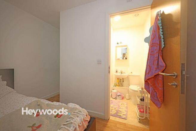 Keele House, 138The Midway, Newcastle under Lyme, Staffordshire ST5 1LD photo 4
