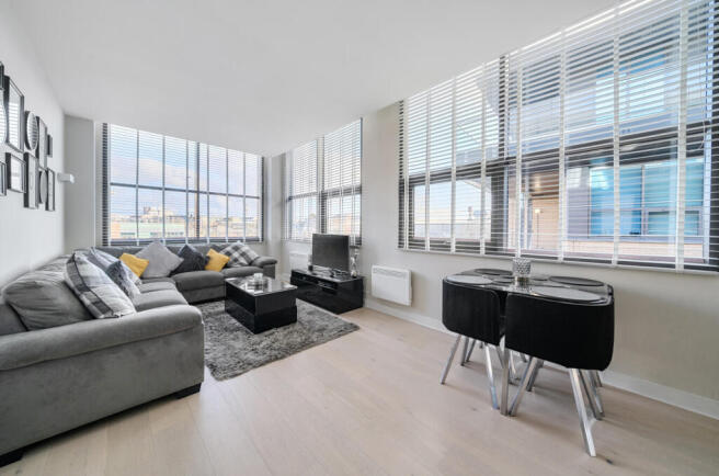 1406078-2-697a309...