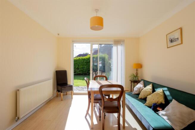 3 bed House for sale Image 6