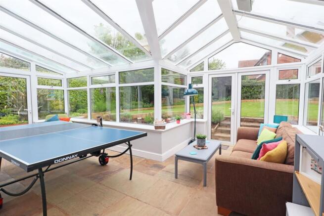 P-Shape Conservatory