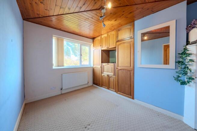 3 bed Town House for sale Image 6