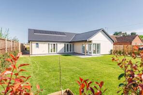 Sharimar, Station Road, Holme Hale IP25 7DY