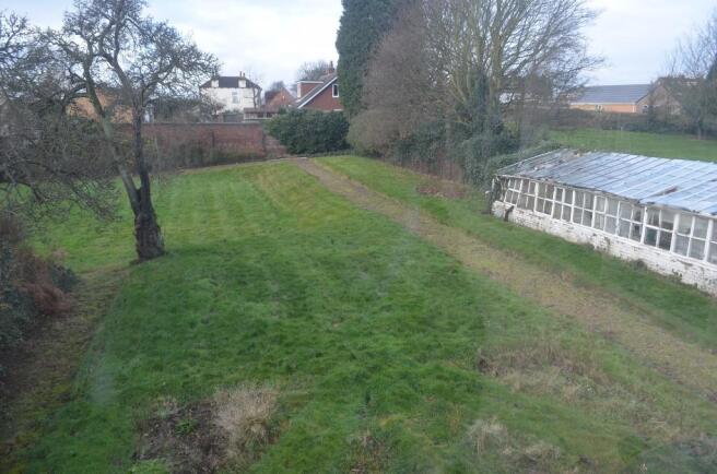 North Featherstone