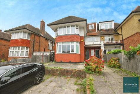 Finchley Road, Golders Green, NW11