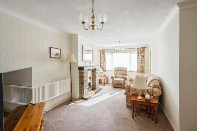 3 bed Semi-Detached Bungalow for sale Image 6