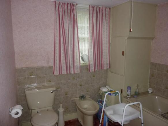 Photo 8
