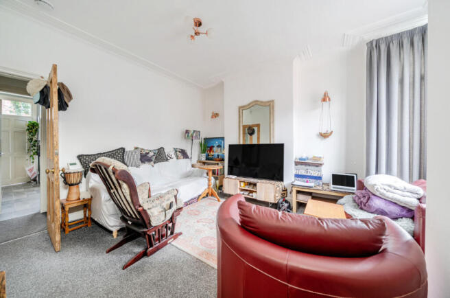 4 bed Terraced for sale Image 5