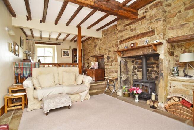 4 bed Semi-Detached for sale Image 6
