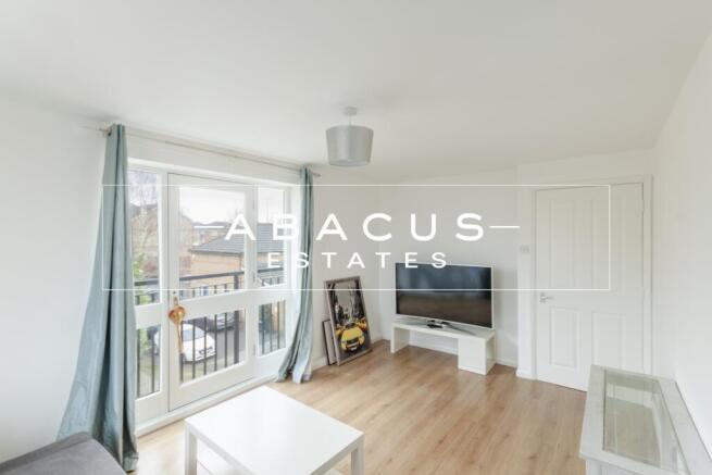 1-bed flat on Worley Court, Sandifer Drive, Crickewood, NW2, £280,000
