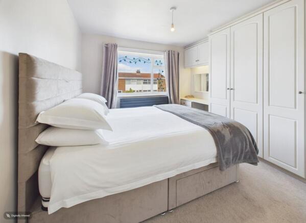 3 bed Semi-Detached for sale Image 12