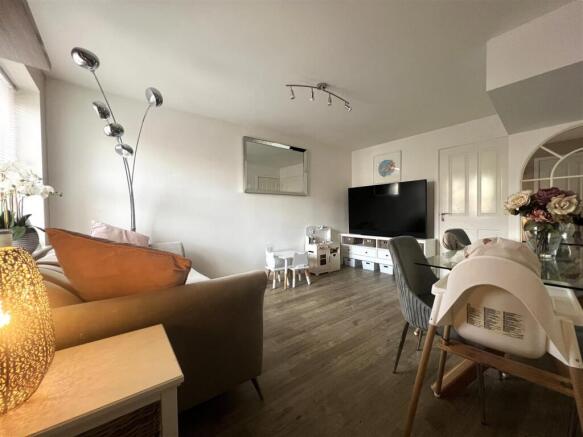 lounge.JPG