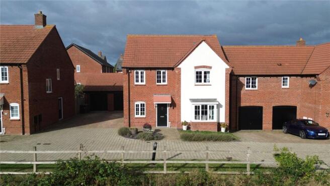 Old Farm Drive, Marston Green, Birmingham, B37 photo 4