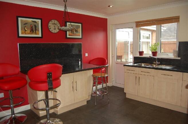 Kitchen: