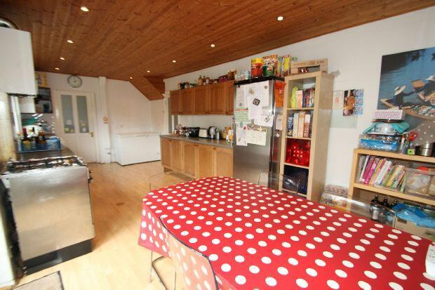 Dining Kitchen Aspec