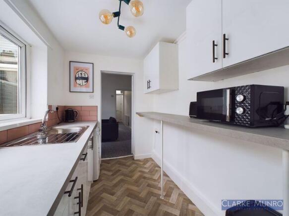 3 bed Town House to rent Image 7
