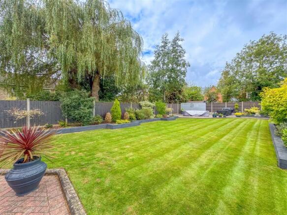 Bramdene Avenue - Image-41.jpg