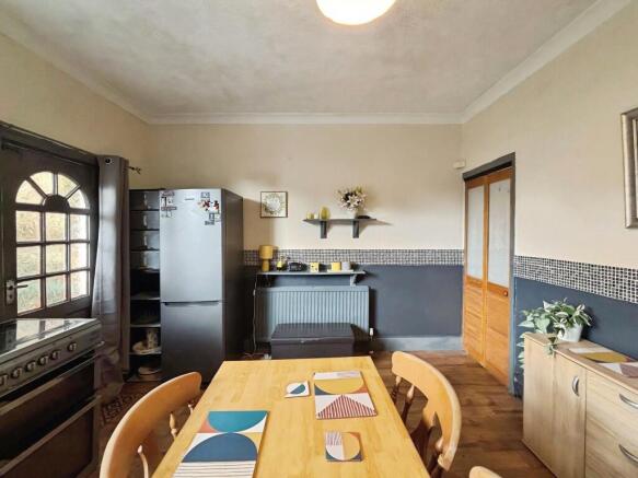 2 bed Terraced for sale Image 10