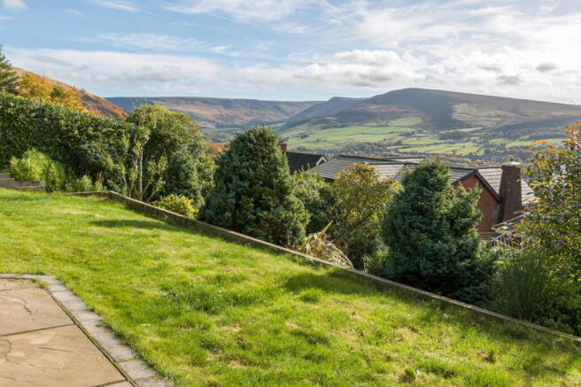 Summershades Lane, Grasscroft, Saddleworth photo 4