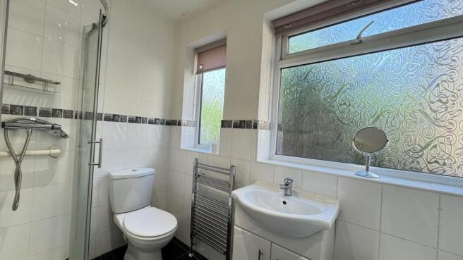 2 bed Detached Bungalow for sale Image 12