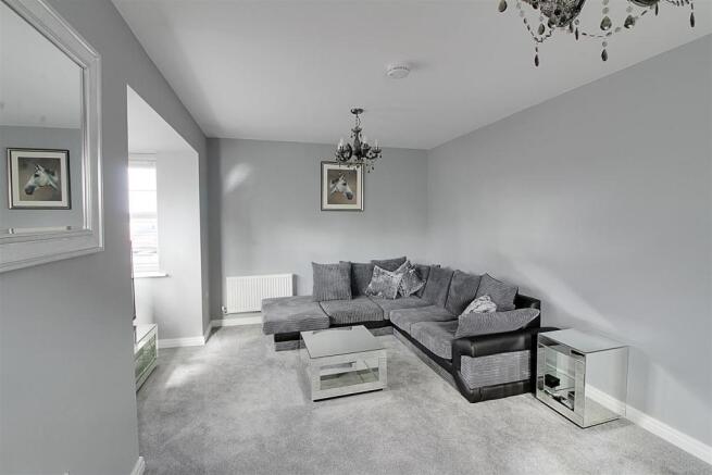 lounge 1.jpg