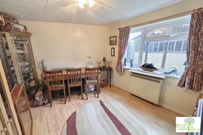 Reception/Bedroom 3