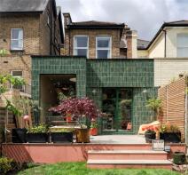62, Tetherdown, Hornsey, London N10 1NG
