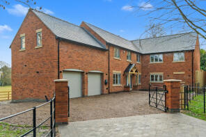 1 Corner House, Murcott, Northampton NN6 7QR