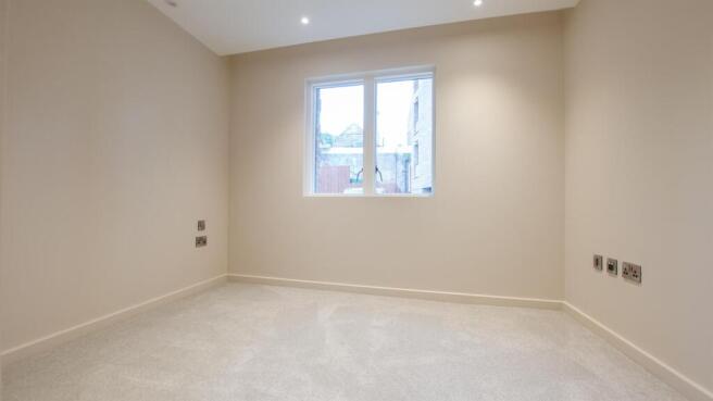 2 bed Apartment to rent Image 7