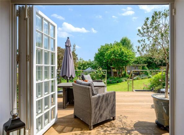 4 bed Detached for sale Image 10