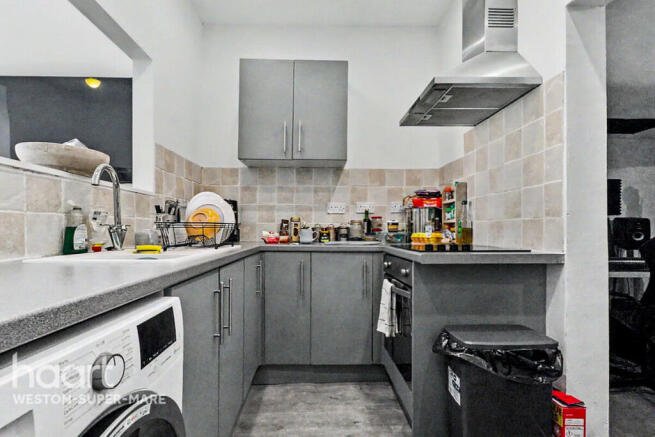 1-bed flat on South Road, Weston-Super-Mare, £110,000
