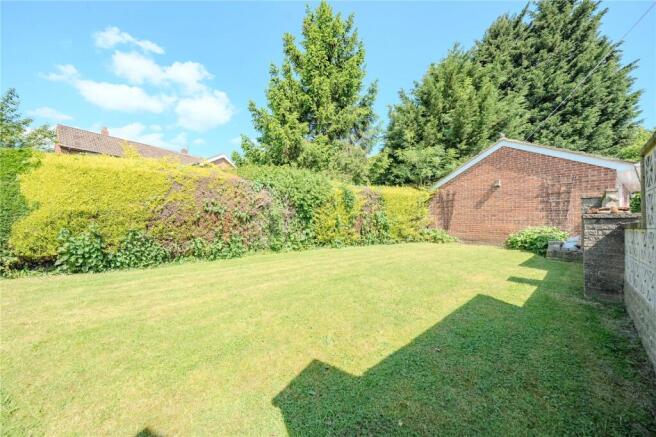 2 bed Bungalow for sale Image 12