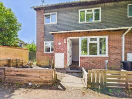 25, Ratcliffe Close, Uxbridge UB8 2DE
