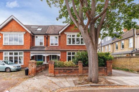 Chestnut Avenue, SW14