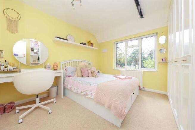 40 Swakeleys Drive (12).jpg